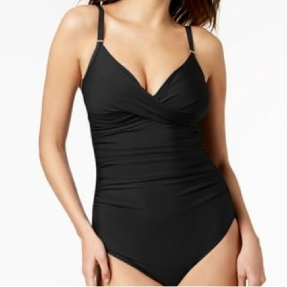 CALVIN KLEIN NWT V-neck Twist Front Tummy Control One Piece Swimsuit 8 M